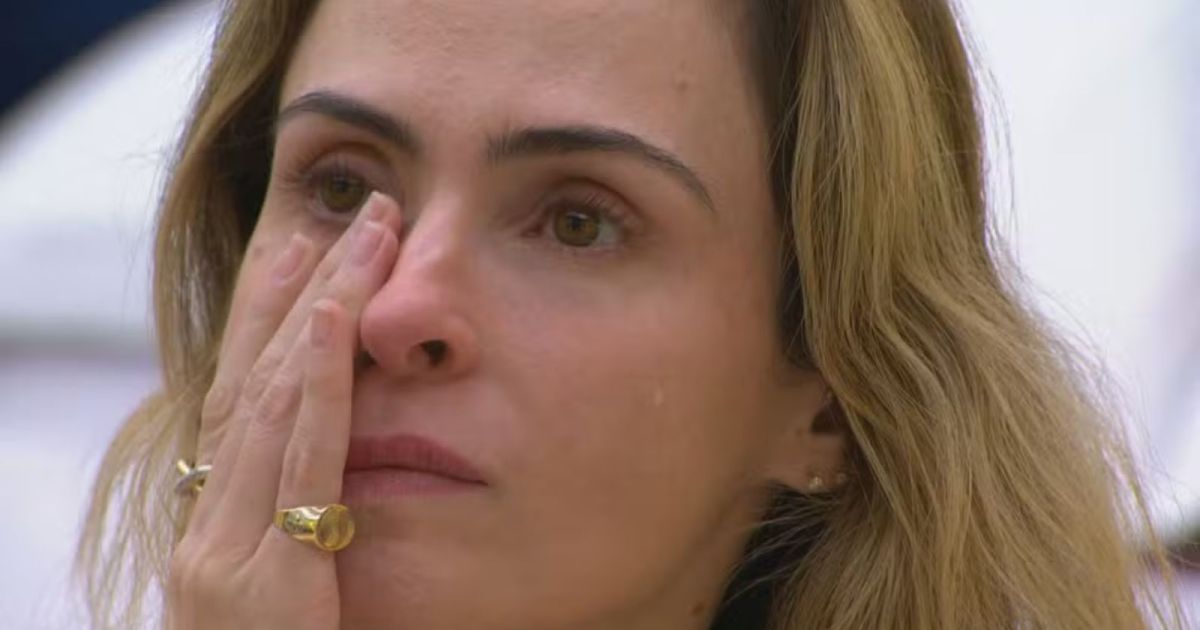 BBB 26: sem saber de internação, Ana Paula Renault chora ao falar do pai