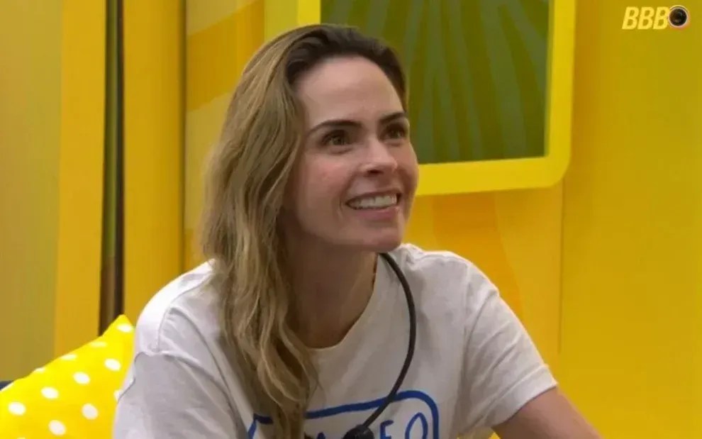 Ana Paula Renault é convidada da estreia da nova temporada do “Saia Justa”