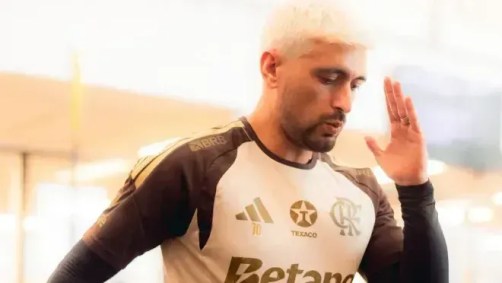Arrascaeta reforça o Flamengo no clássico contra o Fluminense
