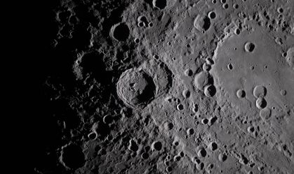 Imagem de destaque do post: Artemis II: Nasa divulga novas imagens impressionantes da Lua; veja