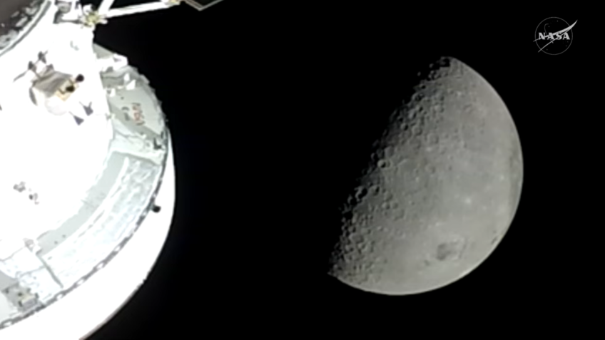 Artemis na órbita da Lua • NASA