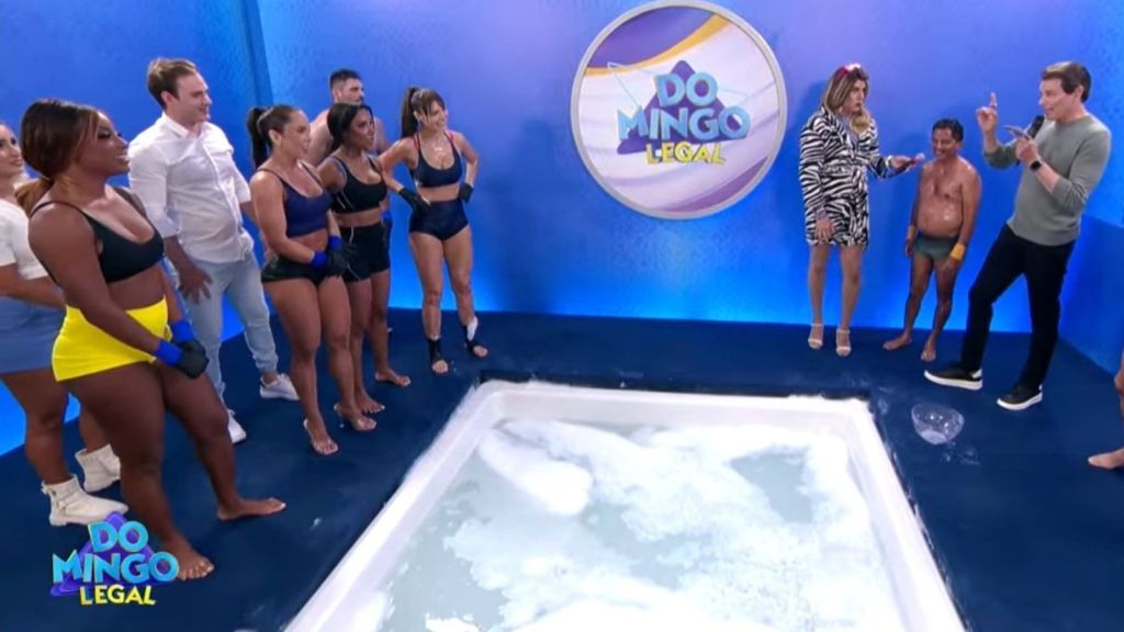 "Banheira do Gugu" retorna ao Domingo Legal
