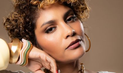 Em abril, a atriz Bárbara Reis compartilhou o diagnóstico de lipedema