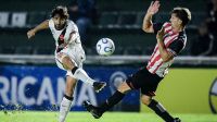 “Expressinho” do Vasco empata com Barracas Central pela Sul-Americana