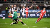 Bayern goleia St. Pauli e bate recorde histórico na Bundesliga