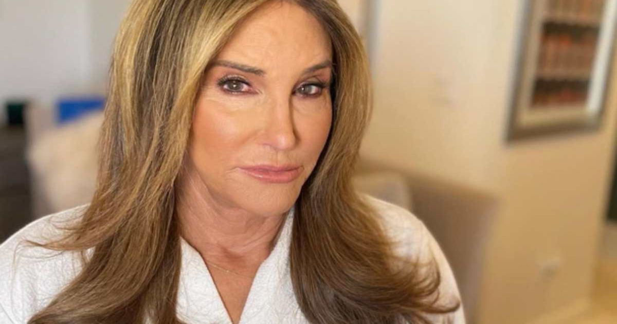 Caitlyn Jenner faz apelo a Trump após ter gênero trocado em passaporte