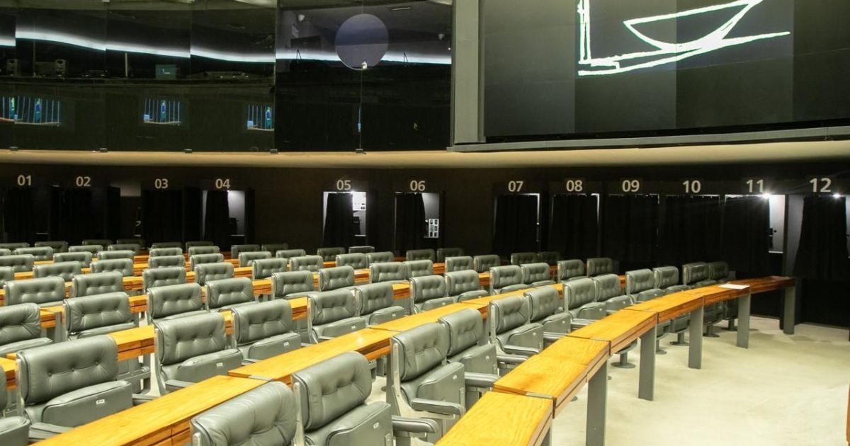 Comissão da Câmara inicia reunião para sabatina de indicados ao TCU