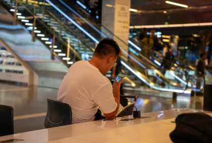É seguro usar Wi-Fi público? Entenda os riscos e saiba como se proteger