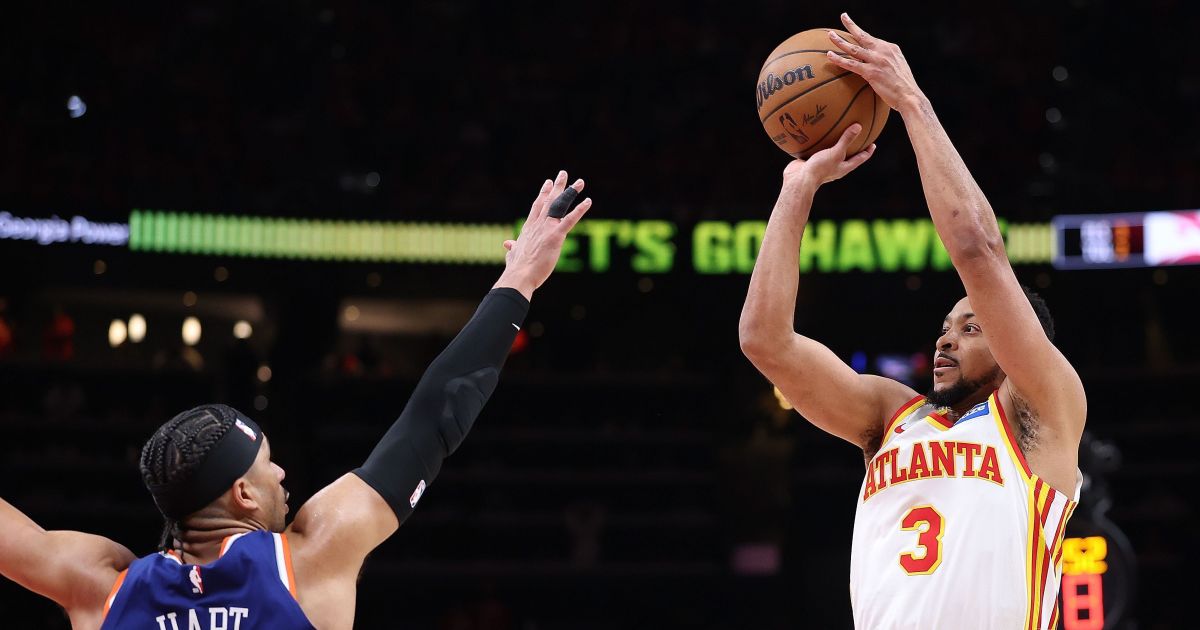 CJ McCollum decide no fim, e Hawks vencem Knicks no Jogo 3 dos playoffs