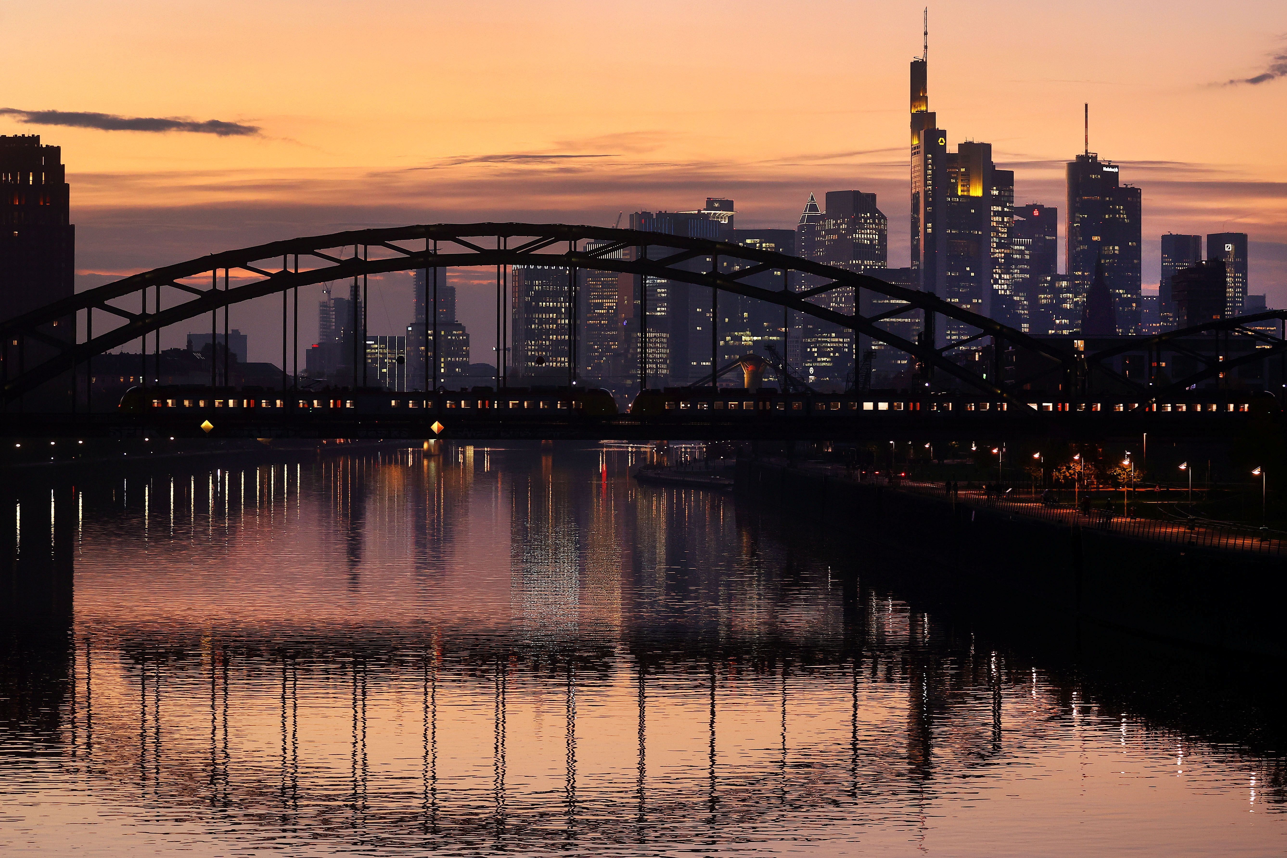 Vista de Frankfurt, Alemanha, em 25 de outubro de 2021