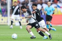 Corinthians vence o Vasco e empurra o Santos para o Z4 do Brasileiro