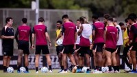 Corinthians: Fernando Diniz faz primeiro trabalho sob olhares de executivos