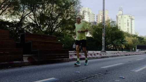 Drauzio Varella apresenta fio autobiográfico em Nova York, nos Estados Unidos