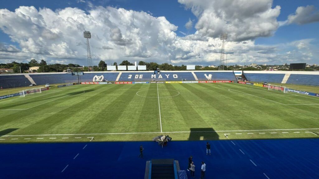 Estádio Río Parapiti, em Pedro Juan Caballero
