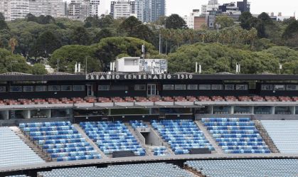 Estádio Centenário, em Montevidéu, antes de Boston River x São Paulo pela Copa Sul-Americana