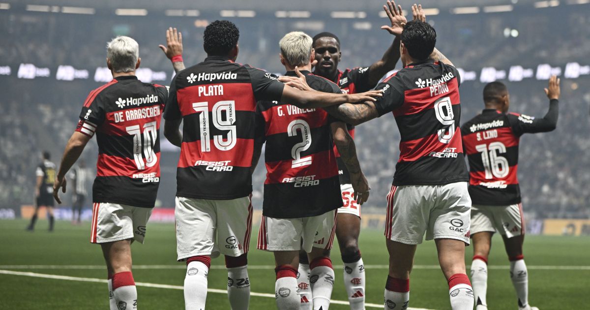 Flamengo castiga Atlético-MG na Arena MRV e chega à quarta vitória seguida