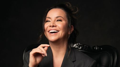 Glaura Lacerda vive Gisleyne em "Três Graças"