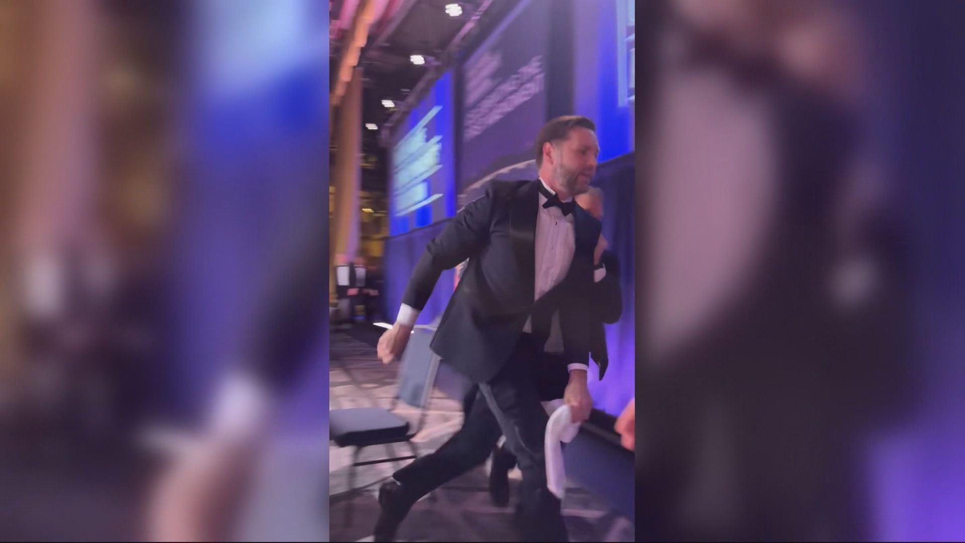 jd-vance-deslocado-para-fora-de-evento
