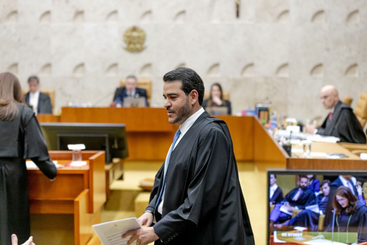 Análise: Moraes busca consolidar apoios em julgamento de votos incertos