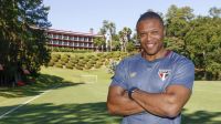 São Paulo anuncia Júlio Baptista como novo técnico do time sub-20
