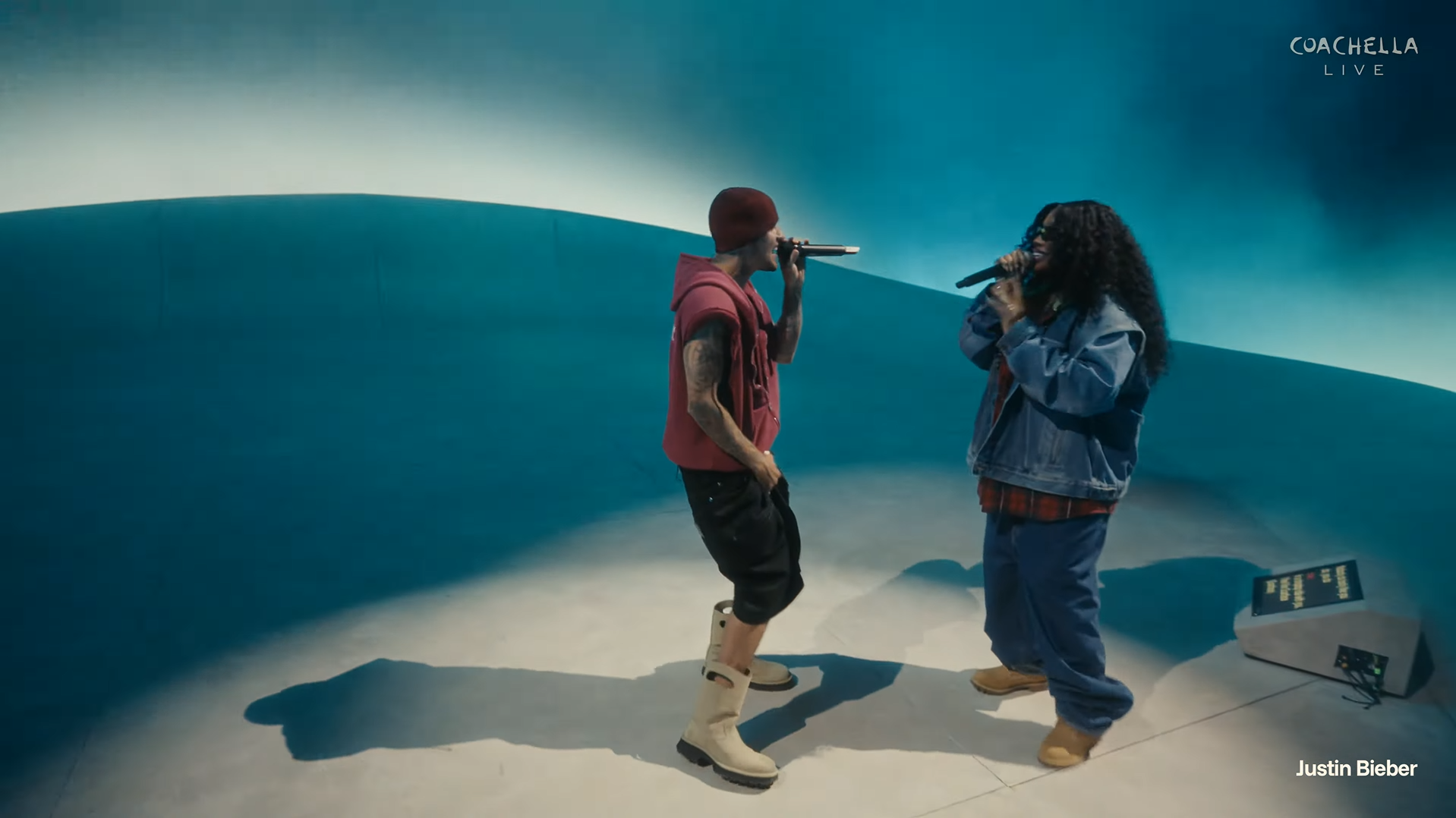 Justin Bieber cantou "Snooze" com SZA no Coachella