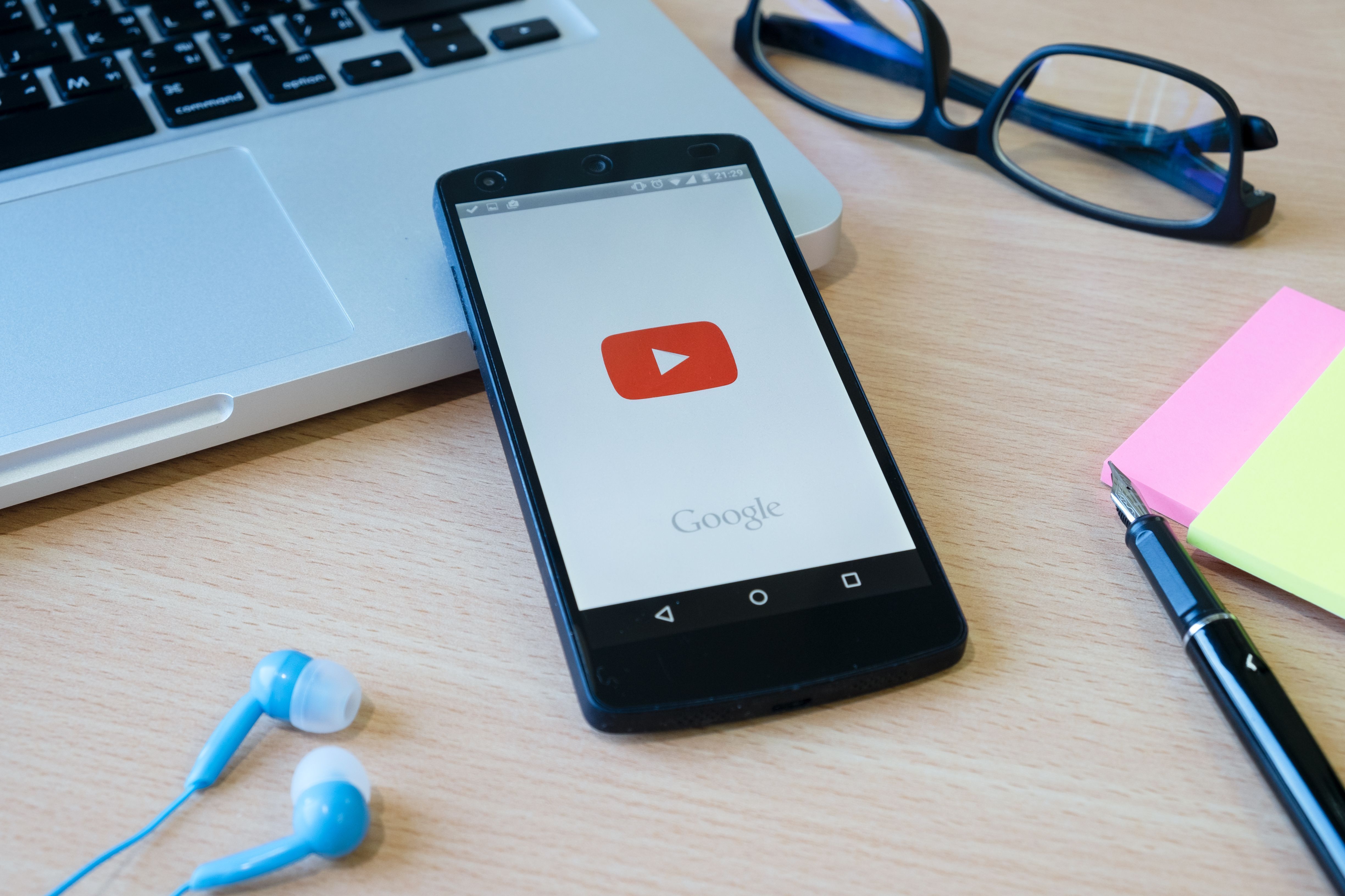 Youtube libera modo picture-in-picture de graça