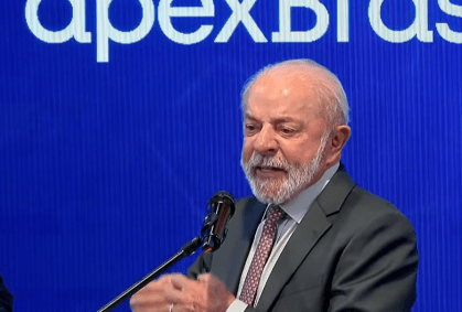 Lula diz não acreditar que Irã esteja preparando bomba atômica