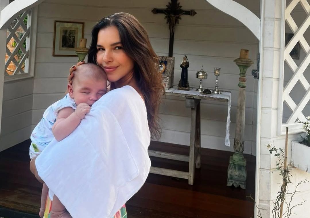 Juliana Paiva posta fotos de casamento com empresário: “Já não são dois”