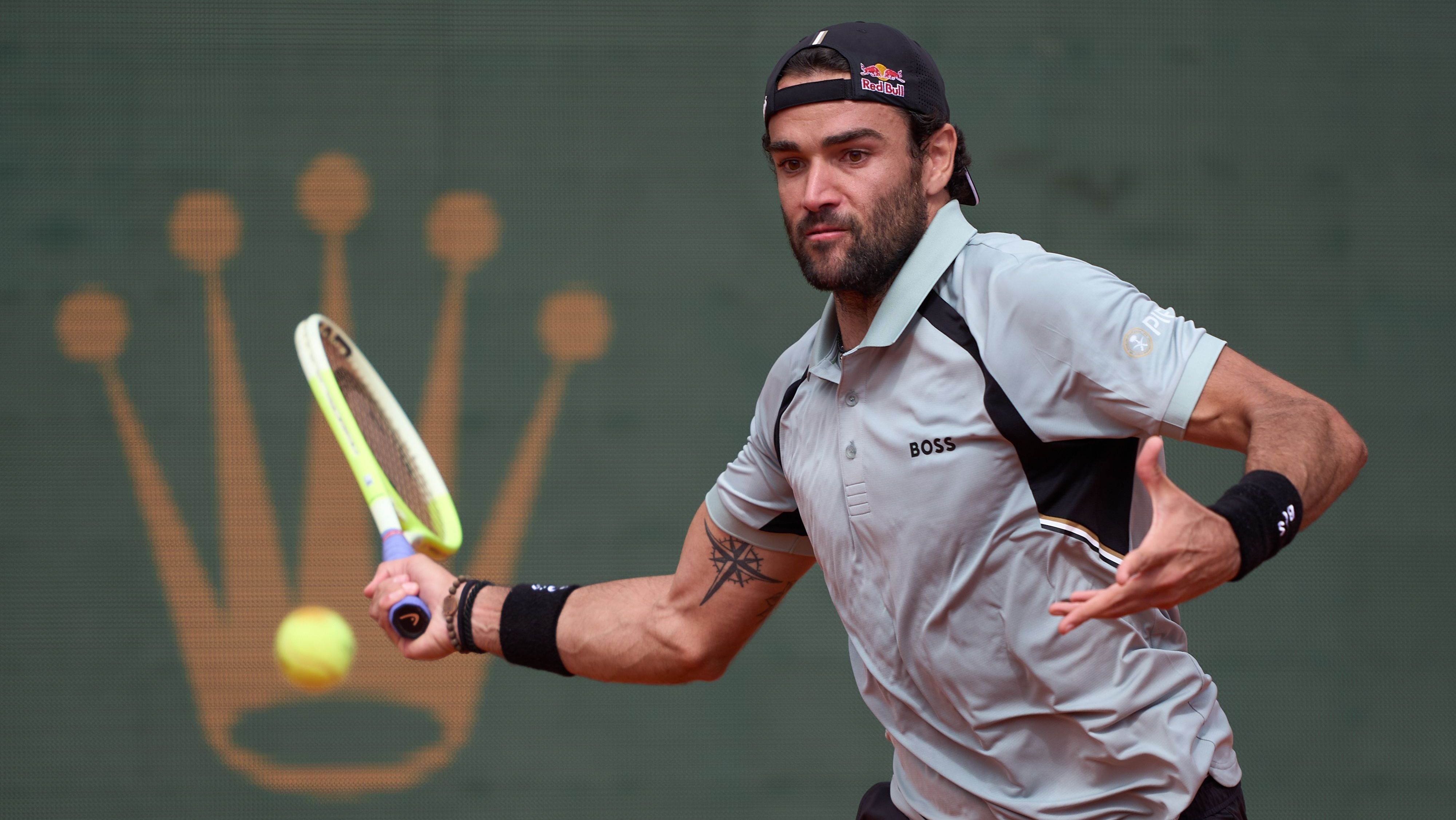 Matteo Berrettini em ação no Masters 1000 de Monte Carlo