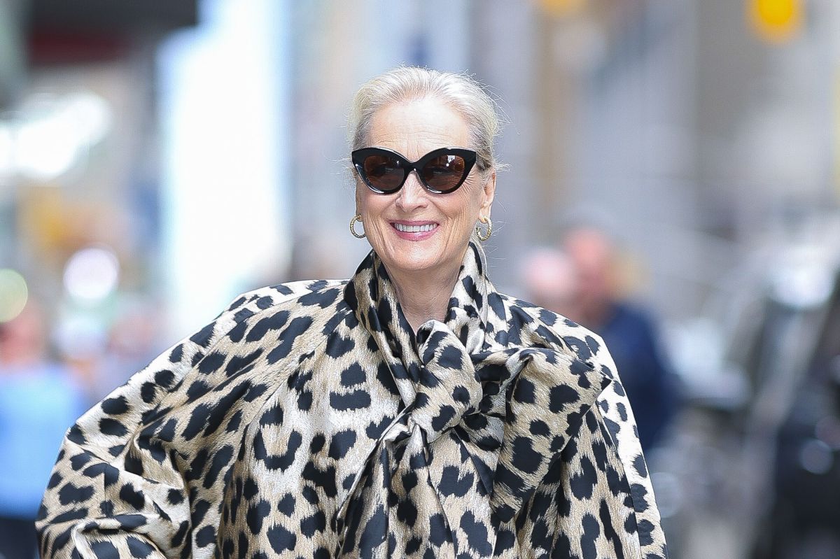 Meryl Streep revela que recusou proposta inicial de 'O Diabo Veste Prada' para dobrar salário e quase se aposentou