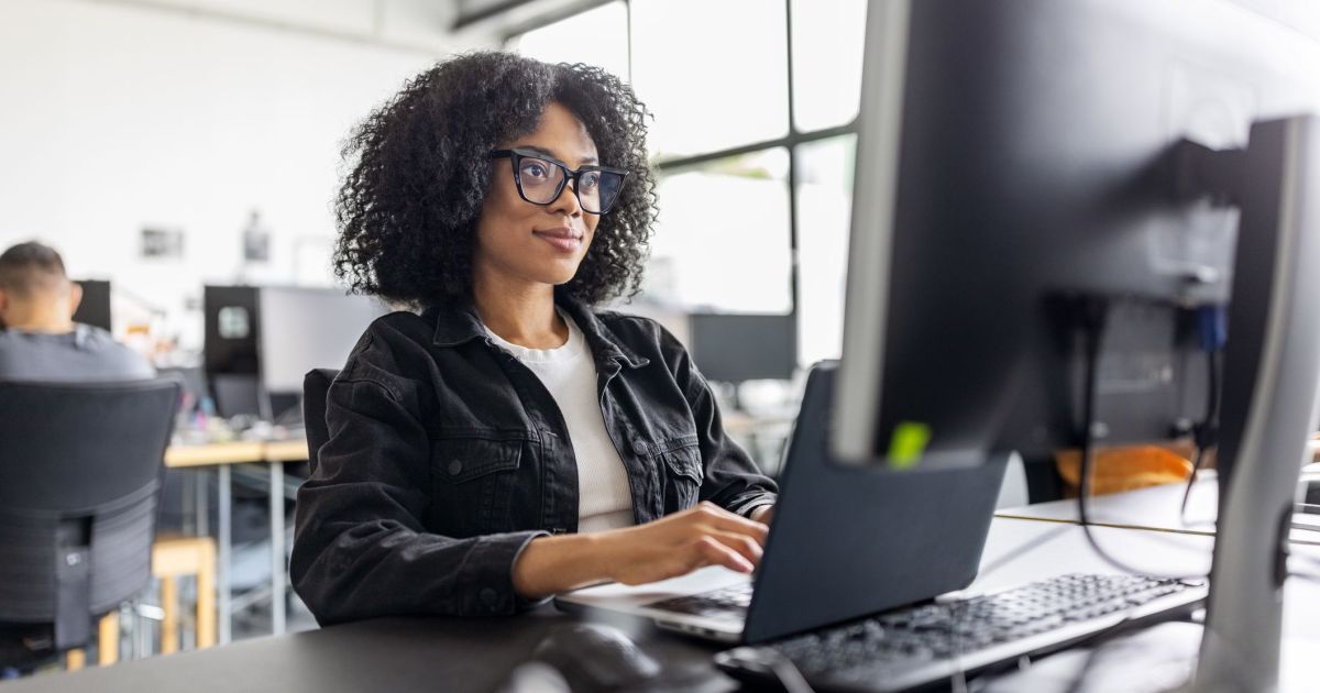 Proyecto abre vacantes en Ciencia de Datos e IA para mujeres LGBTQIA+