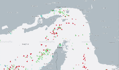 Quatro navios-tanque foram vistos transitando pelo Estreito de Ormuz
