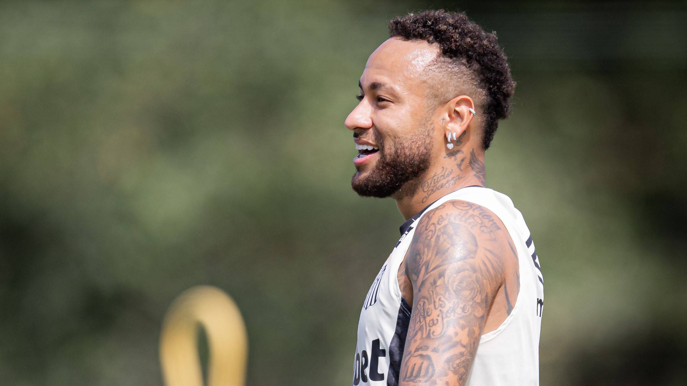 Neymar em treino do Santos
