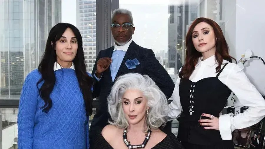 Web reage ao anúncio de elenco do musical “O Diabo Veste Prada”
