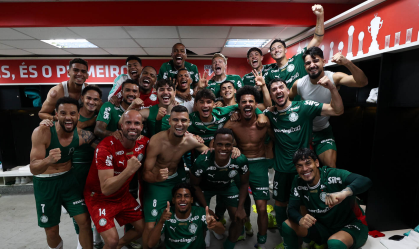 Jogadores do Palmeiras comemoram vitória
