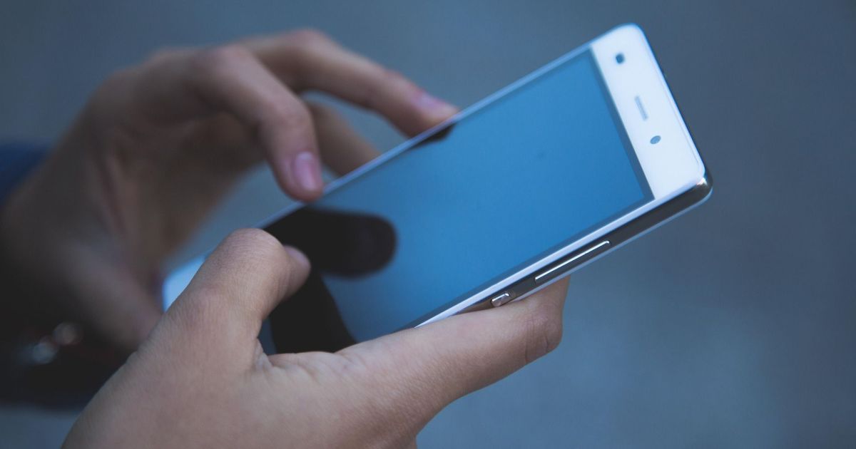 Como funciona o app falso usado em ataques no Oriente Médio