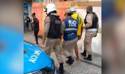 prende argentino injúria