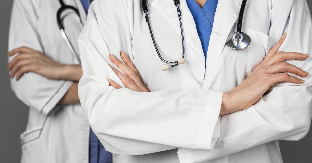 Revalida: inscrições têm início e Inep divulga corte de habilidade clínica