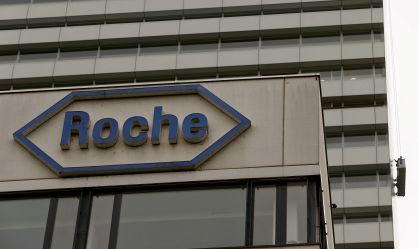 Logo da farmacêutica suíça Roche na sede da empresa na Basiléia, Suíça, em 22 de outubro de 2015