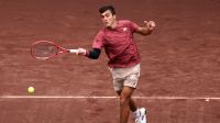 Tênis: filho de herói da Argentina na Copa de 86 leva virada e perde final