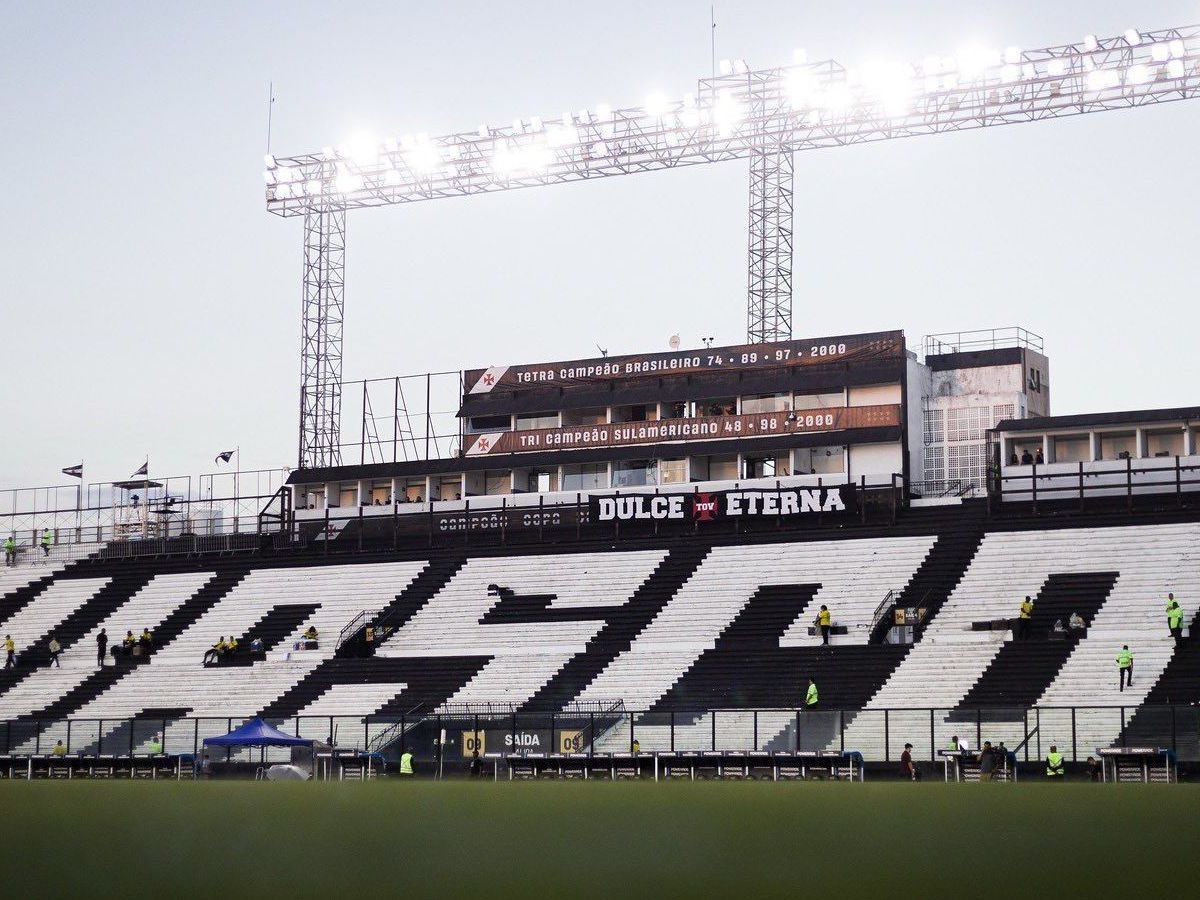 Vasco x Coritiba: horário e onde assistir ao jogo do Brasileirão
