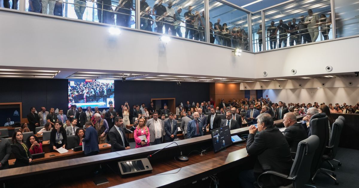 Alerj propõe quadruplicar emendas e ampliar gasto público no RJ