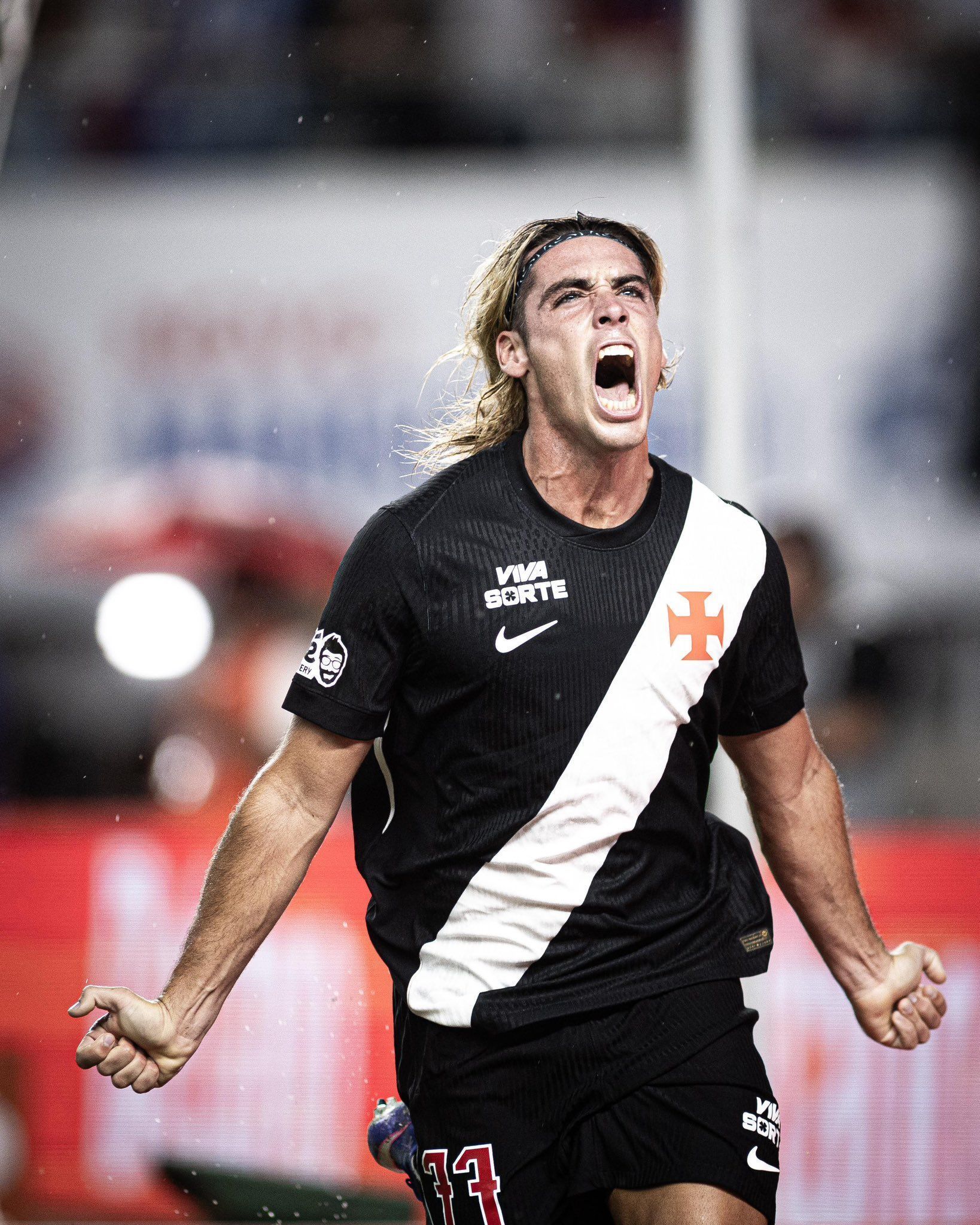 Spinelli comemora um dos gols que marcou para o Vasco contra o Paysandu • Matheus Lima/Vasco