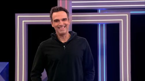 Tadeu Schmidt é apresentador do BBB 26