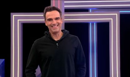 Tadeu Schmidt é apresentador do BBB 26