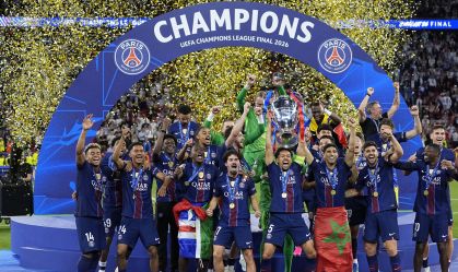 Jogadores do PSG celebram o título da Champions League 2026