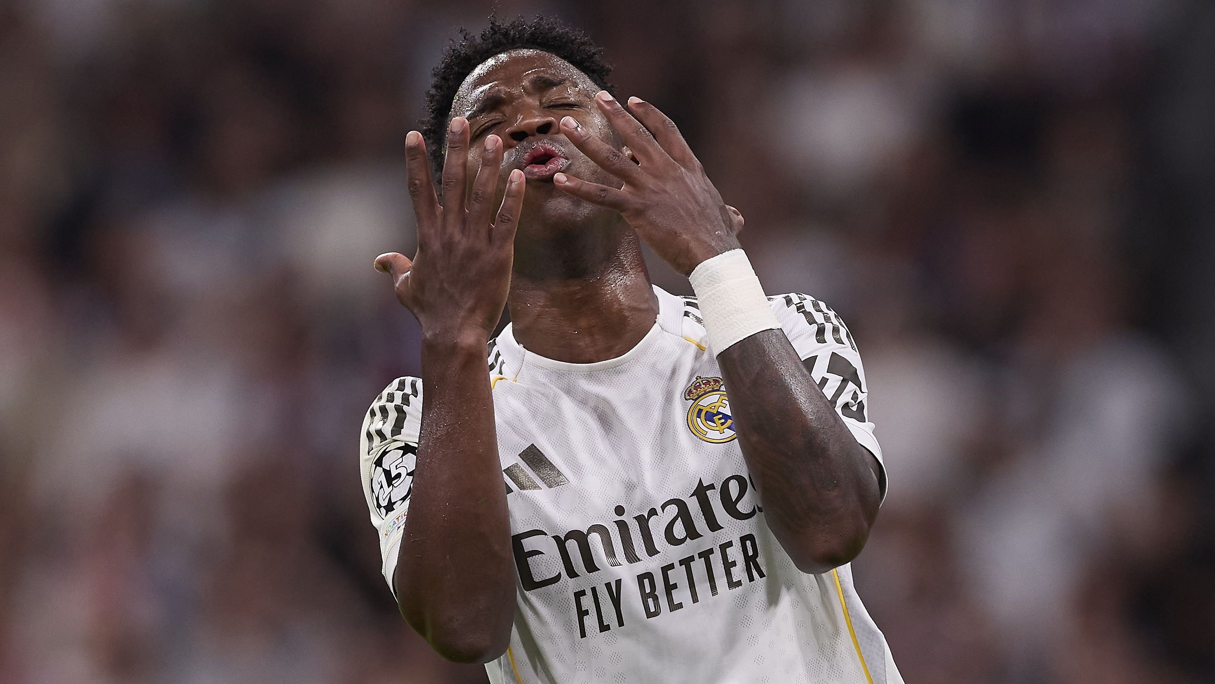 Vinicius Júnior reage a lance em Real Madrid x Bayern de Munique pela Champions League