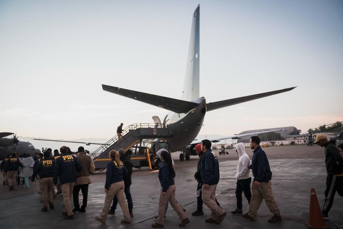 Espanha enviará militares para Ceuta após chegada de imigrantes do Marrocos