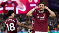 West Ham vence e empurra Tottenham para a zona de rebaixamento
