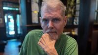 Tom Kane, de "As Meninas Superpoderosas" e "Star Wars", morre aos 64 anos